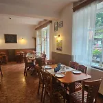 Pension-restaurace Lugano Maison d'hôtes 2*