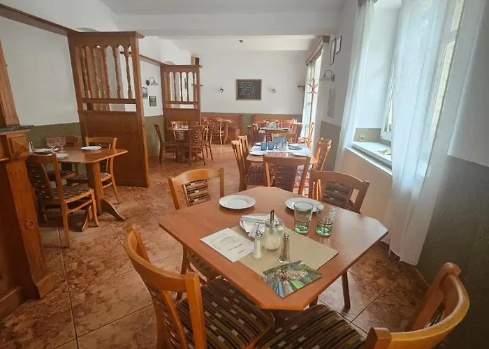 ゲストハウス Pension-restaurace Lugano Hřensko