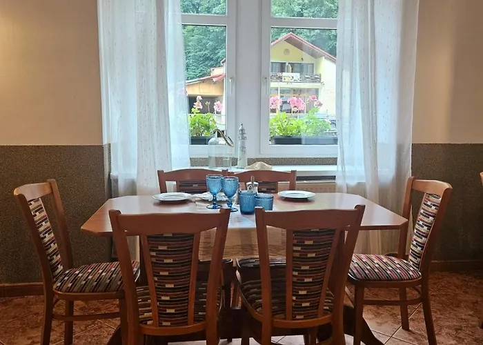 ゲストハウス Pension-restaurace Lugano