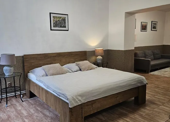 Pension-restaurace Lugano 2* Hřensko