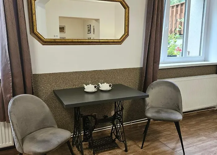 ゲストハウス Pension-restaurace Lugano 2*