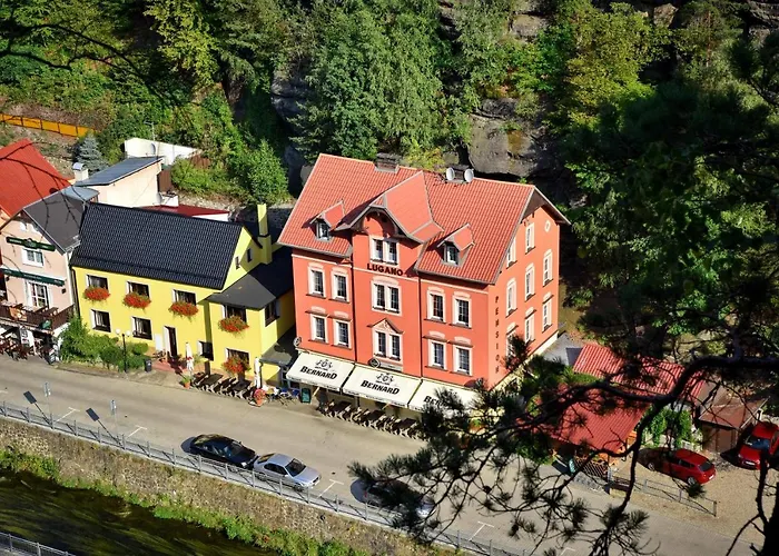 Pension-restaurace Lugano ゲストハウス 2*
